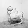 L'Aliment blanc (Le siège écartelé), sculpture-objet de Robert Malaval, 1963, © ADAGP, Paris, 2015